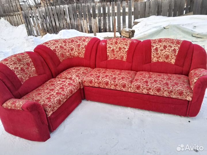 Угловой диван бу