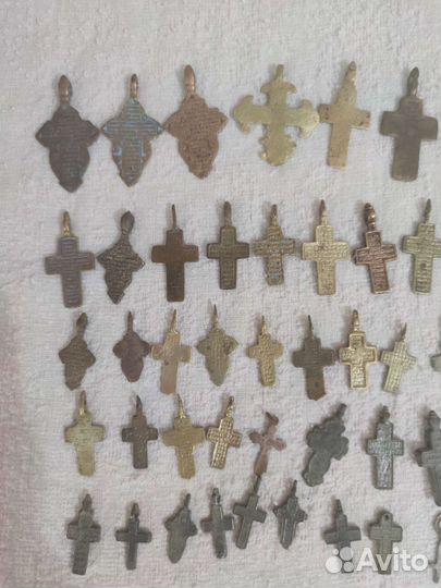 Старинные нательные кресты 54шт