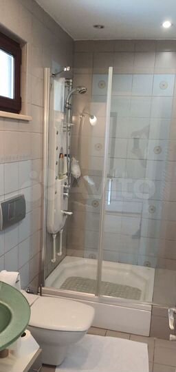 Дом 350 м² на участке 6 сот.