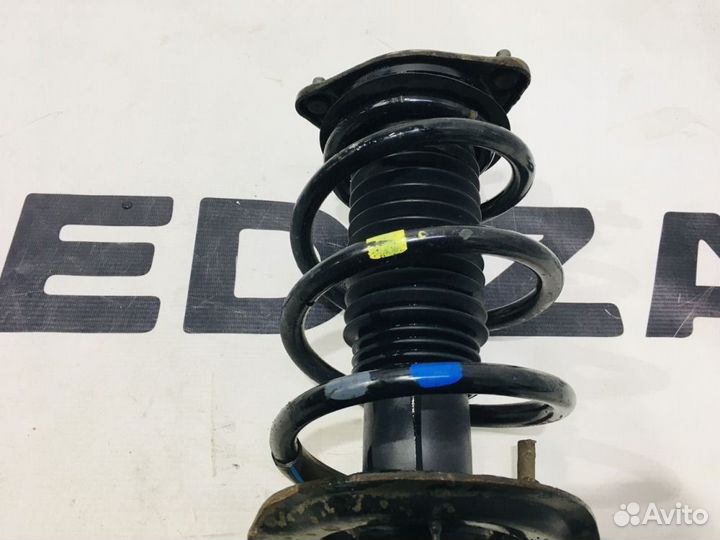 Стойка передняя правая Kia Sportage 3