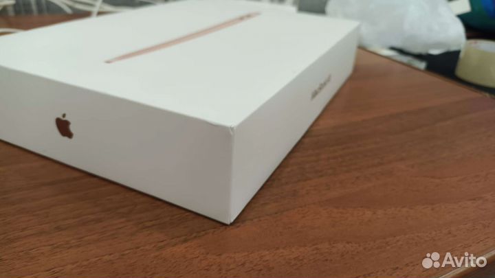 Продаю коробку от Macbook air m1 8 gb 256 gb