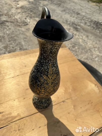 Ваза бронза