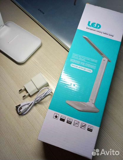 Лампа настольная с аккумулятором. Ночник