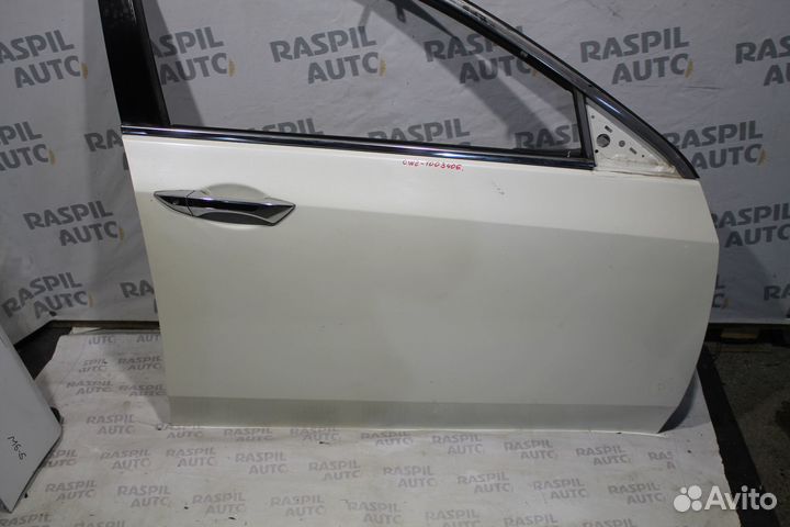 Дверь передняя правая Honda Accord 8
