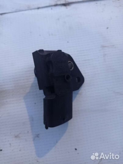 Термостат volvo s40