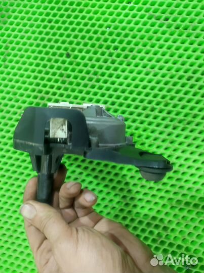 Моторчик стеклоочистителя задний Peugeot 308