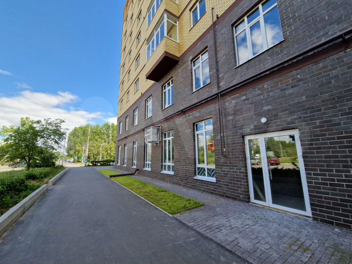 Торговое, офис, ресторан, 672.5 м²