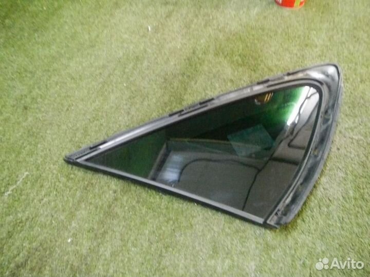 Форточка задняя левая Mercedes GLC C253 (2016-н.в