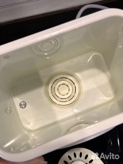 Стерилизатор для бутылочек kunder