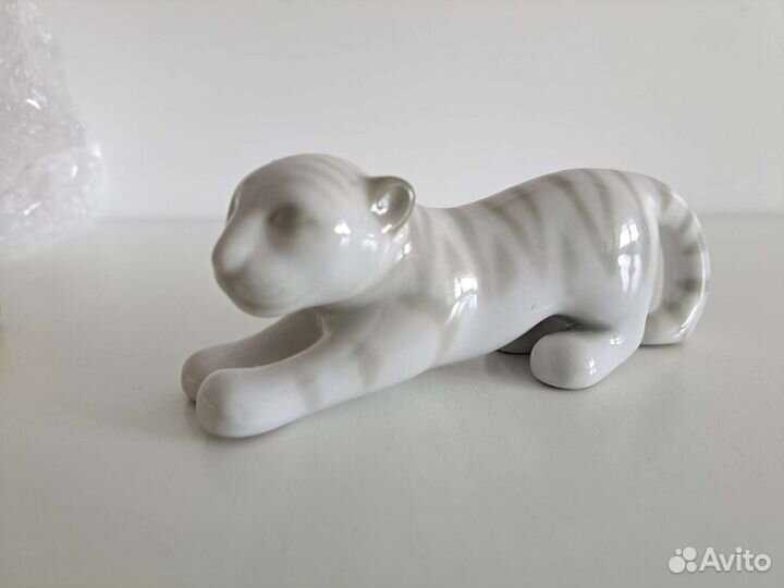 Тигр статуэтка