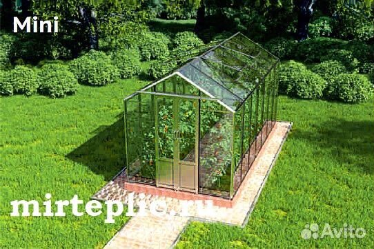 Небольшая стеклянная теплица 2 на 3 метра 6 кв мет