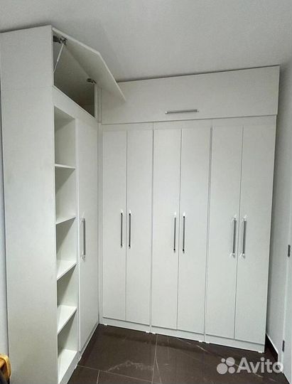 Шкаф распашной на заказ от фабрики