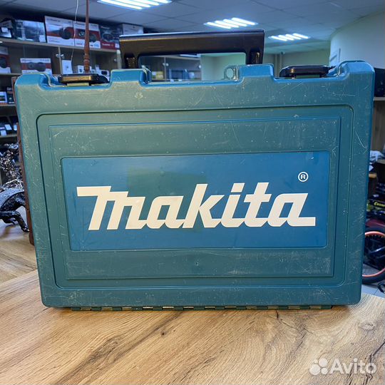 Перфоратор makita HR2470