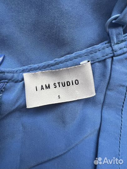 I am studio платье s
