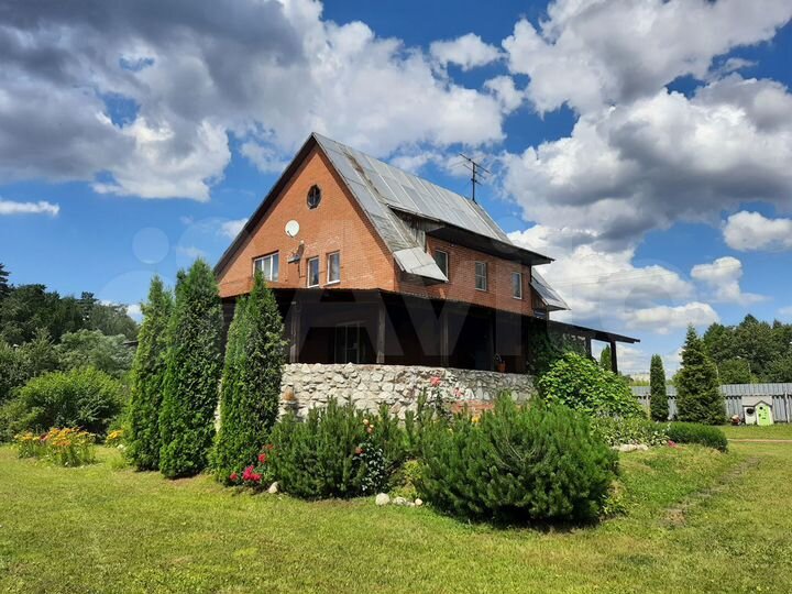 Дом 200 м² на участке 10 сот.