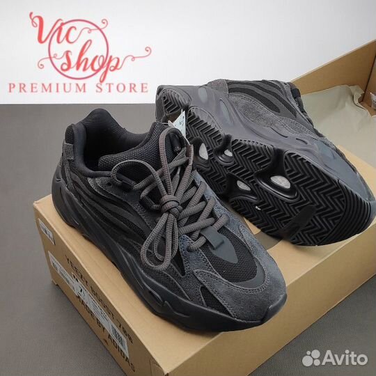 Кроссовки унисекс Adidas Yeezy boost 700 Black