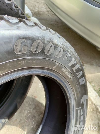 Goodyear UltraGrip Arctic 2 SUV 205/65 R16 98T
