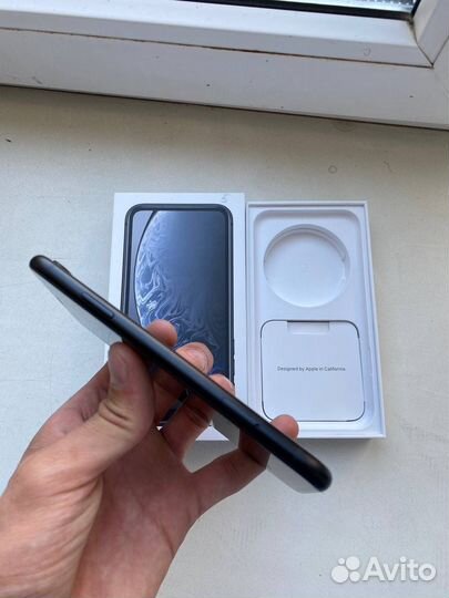 iPhone Xr, 64 ГБ