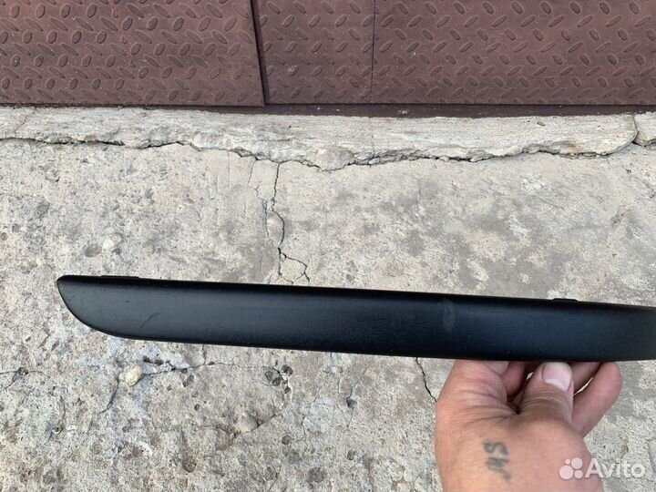 Молдинг переднего бампера Форд Фокус 1 левый