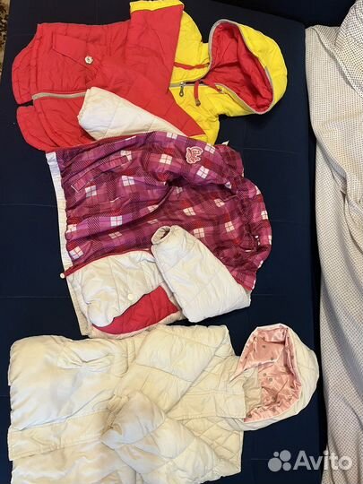 Куртки, платья, шапочки, комбинезоны