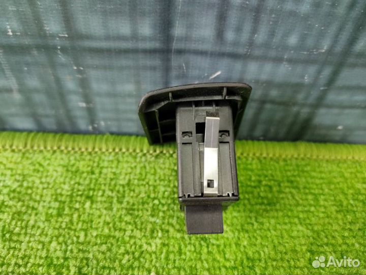 Кнопка стеклоподъемника задняя левая Bmw X5 E53