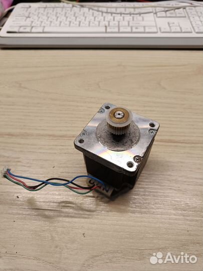 Шаговые двигатели Nema24