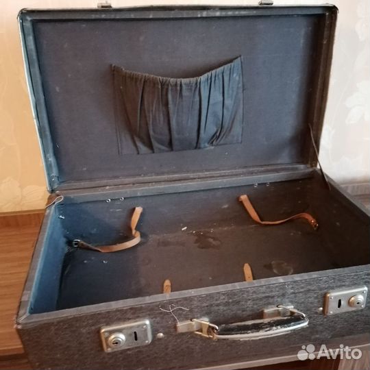 Винтажный чемодан под реставрацию