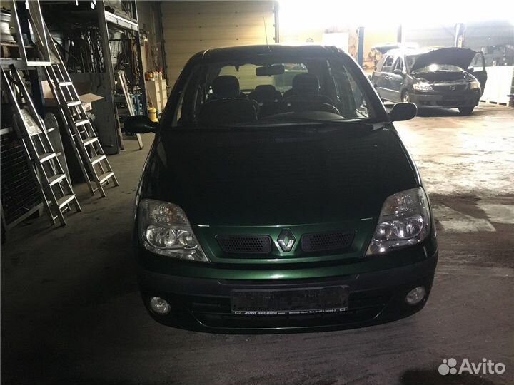 Разбор на запчасти Renault Scenic 1996-2002