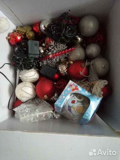 Елочные игрушки