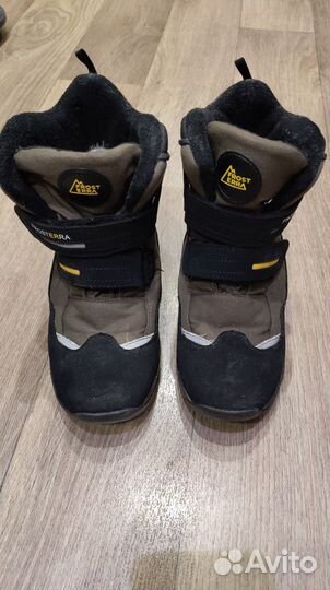 Ботинки зимние размер 30