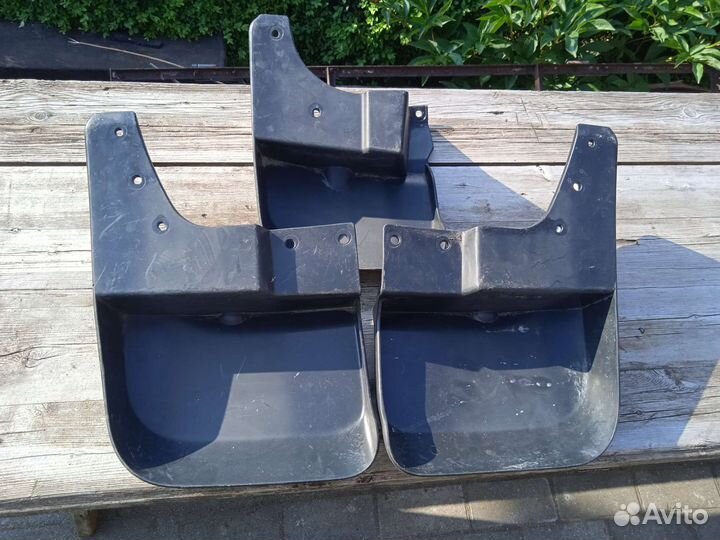 Брызговики на mitsubishi l200