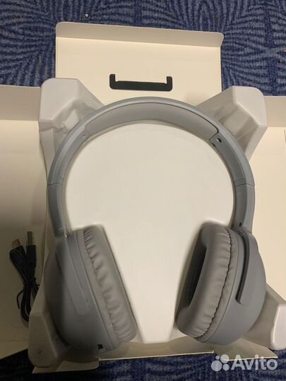 Продам bluetooth наушники Hoco W33