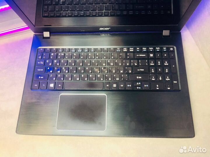 Acer Aspire E5 Core i7/RAM 8gb/SSD 240gb/940MX