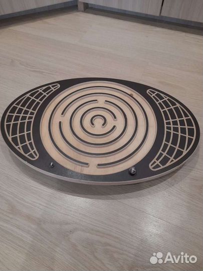 Балансборд с двумя уровнями сложности