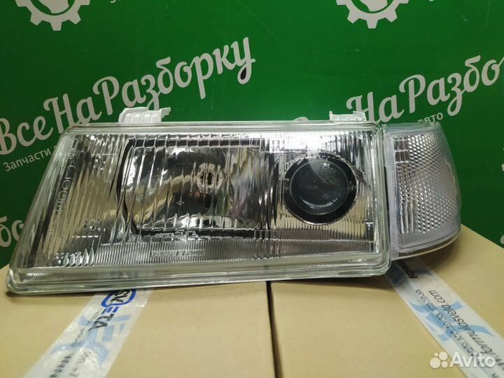 Фара передняя левая LADA (Ваз) 2110