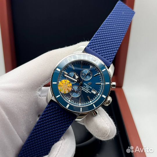 Часы breitling