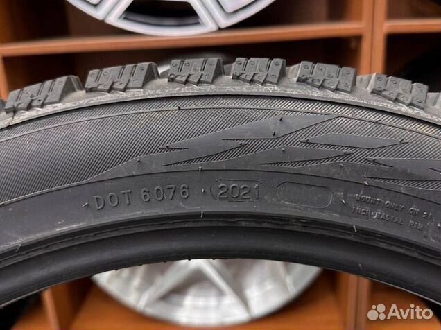 Nokian Tyres Hakkapeliitta R3 SUV 275/40 R21