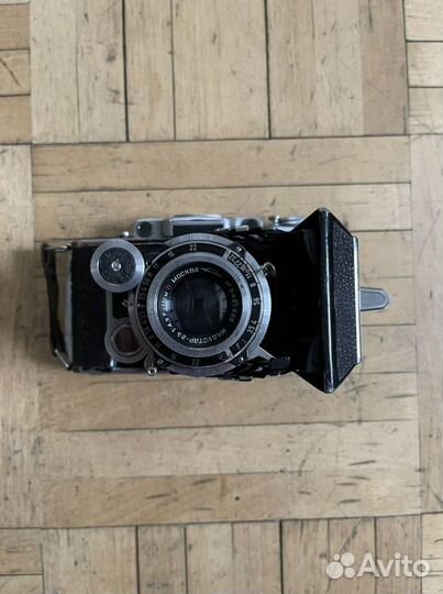 Советский фотоаппарат Москва 4