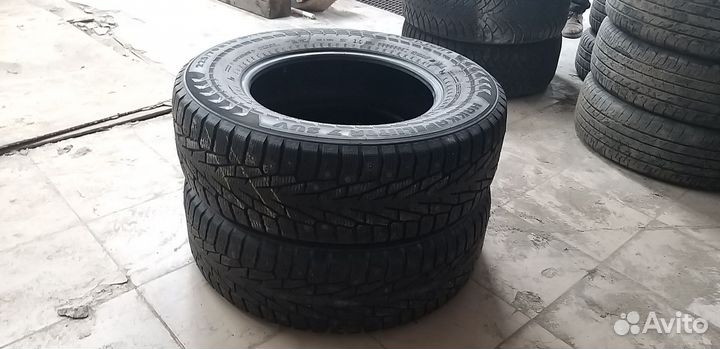 Nokian Tyres Hakkapeliitta 7 SUV 225/70 R16