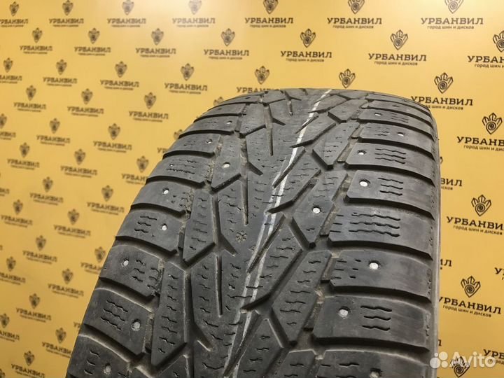 Nokian Tyres Hakkapeliitta 7 215/60 R16 99T