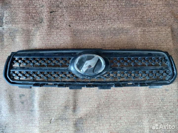 Решетка радиатора RAV4