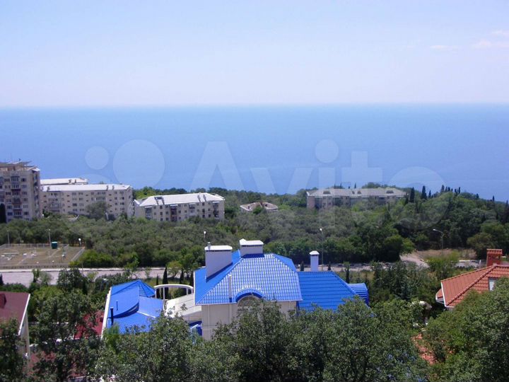 Дом 400 м² на участке 12 сот.