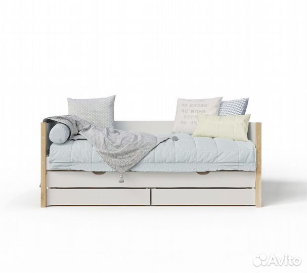 Детская кровать из массива Prado