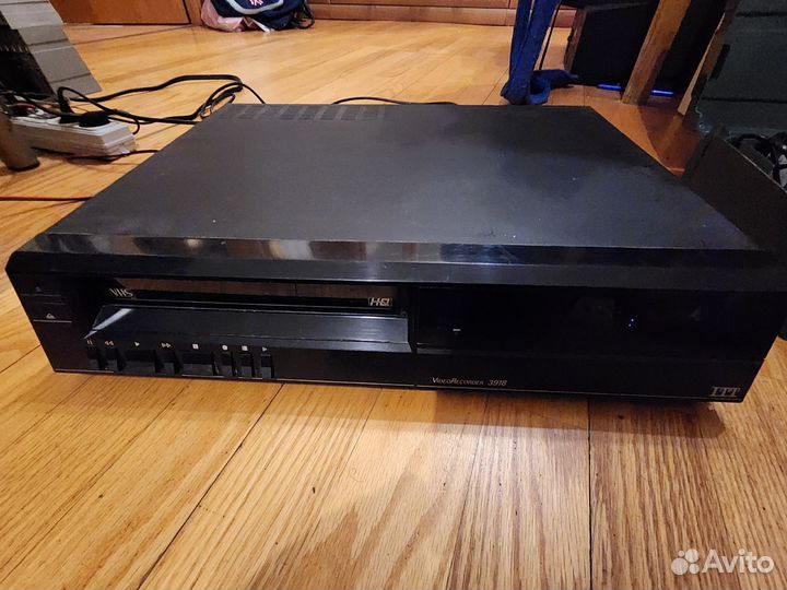 Видеомагнитофон ITT VR 3918 oscar