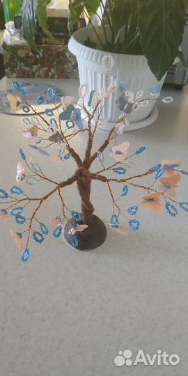 Дерево из бисера