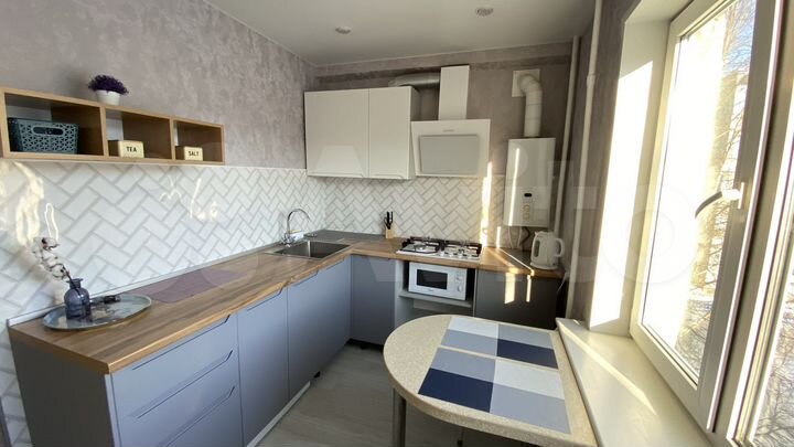 2-к. квартира, 44 м², 3/5 эт.