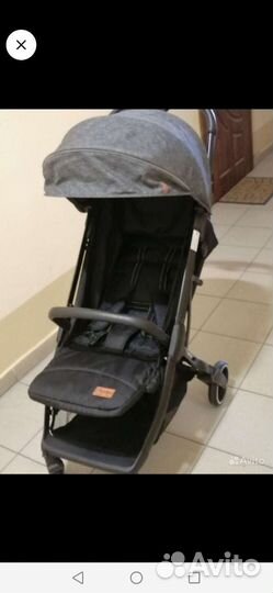 Прогулочная коляска