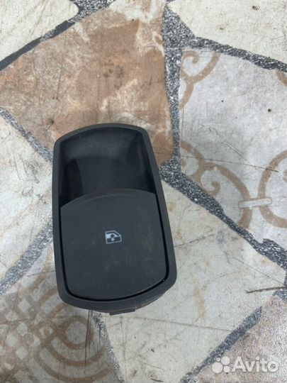 Блок управления стеклоподъемниками передний правый