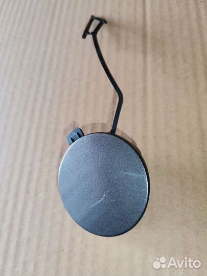 Заглушка буксировочного крюка Volkswagen Touareg 3