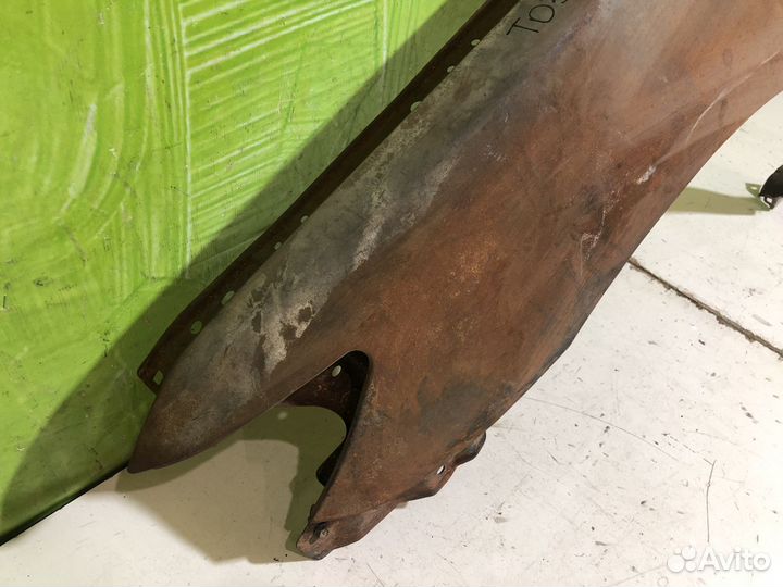 Крыло переднее левое Toyota Camry V40 Целое